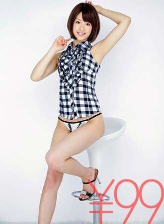 DV-1548 Für diejenigen, die Blowjobs mögen, genießen Sie bitte einen POV-Blowjob. Mii Nana wird dich absaugen, während sie mit dir spricht. Oh ja, es gibt auch Nahaufnahmen von ihrer Pussy und ihrem Anus. Dies ist ein großartiges Video, in dem du Pussyplay und Blowjobs aus POV-Perspektive genießen kannst