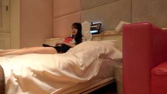 FC2-PPV-4551295 ขาเปล่า, กระโปรงมินิสเกิร์ต, เครื่องแบบกะลาย!เขาติดศีรษะเข้าออก ถอดกางเกงชั้นในของเธอ และเลียหีของเธอออยชาน!