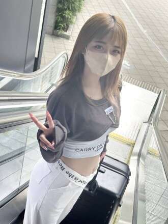 FC2-PPV-4693309 [Model majalah terkenal] “Influencer kecantikan berdada besar” Pemotretan creampie mentah sekali pakai dengan upah harian 1,8 juta yen. [Total bonus berkualitas tinggi 70 menit]