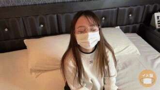 FC2-PPV-4693928 몸집이 작은 신입 대학원 사무실 여성이 이미지 비디오로 촬영되었습니다. IMEDAMAFC2