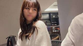 FC2-PPV-4703915 [성에 사는 결혼 한 여자] 20 개 이상의 오르가즘! - - 데이트를하고 있던 아내는 너무 섹시하고 너무 사랑 스러웠습니다! - - 두 명의 근육질의 남자가 성관계를 가졌을 때 눈이 평평 해져 파산했습니다. - - [Creampie와 Super Climax]