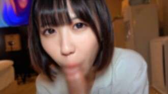 FC2-PPV-4776603 [ไม่มีเซ็นเซอร์] สาวสวยที่มีรอยยิ้มน่ารักที่ดูดีกับผมบ๊อบของเธอ!เธอยิ้มอยู่เสมอและดูเหมือนจะสนุกกับเซ็กส์มาก!การกลืนและครีมไพ่ ※โบนัสความคมชัดสูง