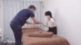 FC2-PPV-4776714 ครึ่งราคาจนถึงวันที่ 19 ตุลาคม![ไม่มีค่าใช้จ่าย/นามาฮาเมะ] ผู้หญิงน่ารักในวัยยี่สิบที่มีผมสั้นมาที่ร้านฉันตื่นเต้นกับผมธรรมชาติอย่างไม่น่าเชื่อ!