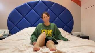 FC2-PPV-4777165 [Face Revealed] พยาบาลที่ทันสมัยและสวยงามกลับมาแล้วเธอติดเครื่องสั่นดิลโดขนาดใหญ่และคลุกพังด้วยความสุข แต่เมื่อควยตัวจริงถูกกระแทกเข้าไปในเธอ เธอจะสูญเสียความรู้สึกของเหตุผลและกลืนมันดิบ