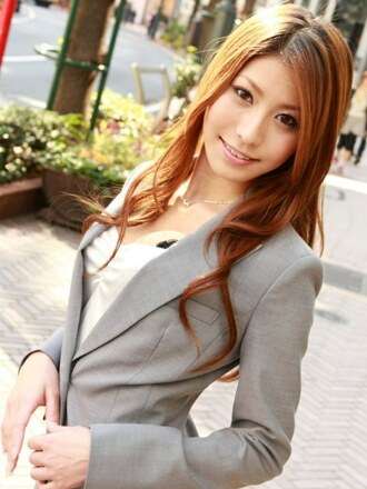 SERO-003 [Special Price] The amazingly stylish "Sana" scouts an amateur actor on the street! She starts off with cunnilingus and is told to "clean him up", so she licks him all over. Even after she cleans him up, she gets fingered and