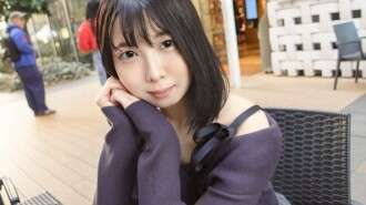 SIRO-5489 "【Is this gap amazing?】 A calm nursery teacher who is popular with parents is sexually frustrated. She has a pure face, but she wears underwear like this all the time... The sight of her shaking her hips on her own is too erotic! [...]&quot