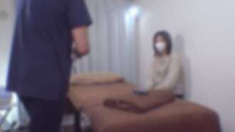 FC2-PPV-4705951 Nouveaux articles en vente à moitié prix jusqu'au 6/22! - - [Non / baise] Une femme qui avait l'air silencieuse et qui semblait un peu réservée est venue dans notre magasin. - - Une petite dame de bureau à peau fine a une très belle ligne de hanche. - - Ses poils pubiens sont si moelleux